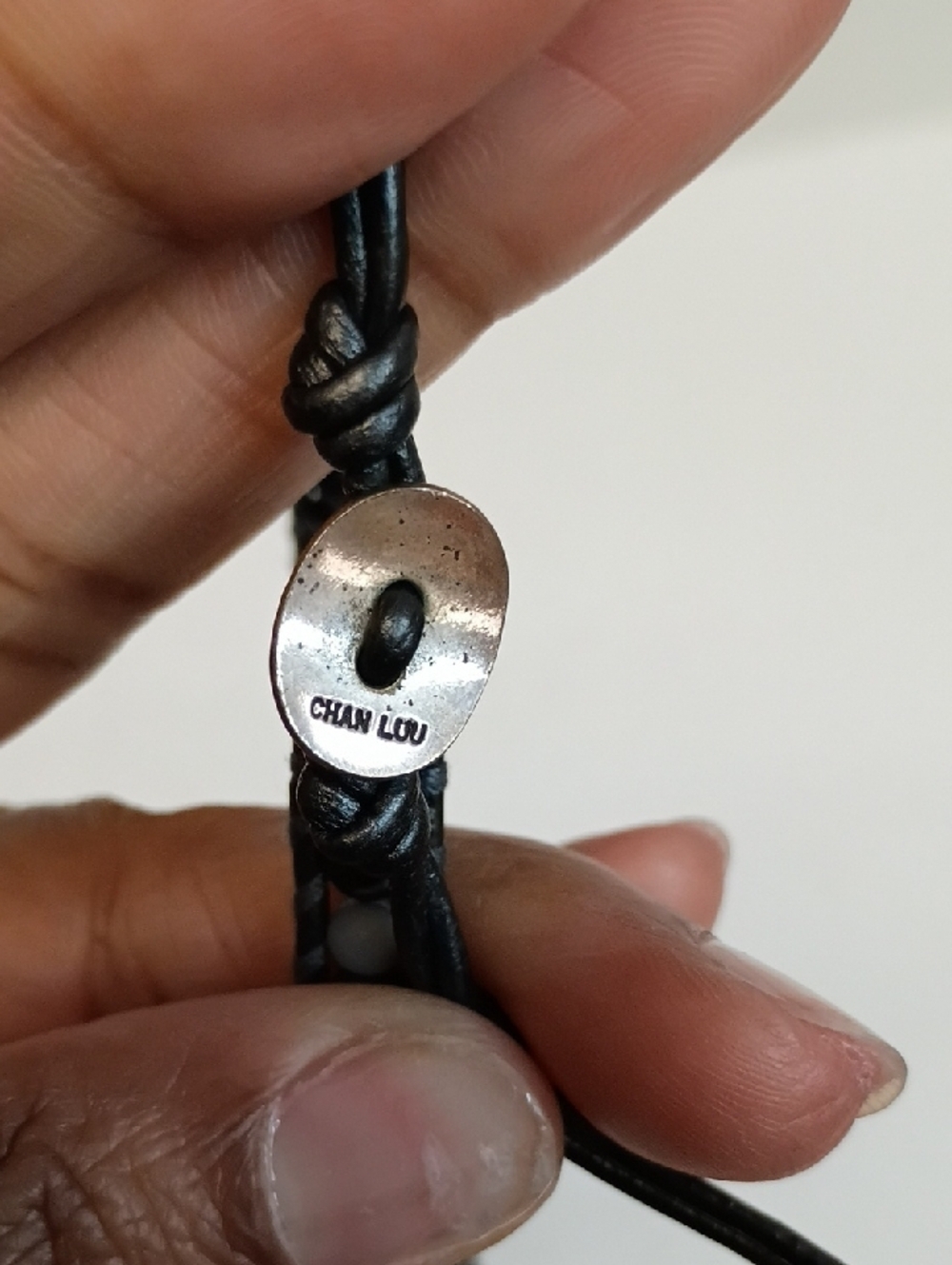 Chan Luu Leather Wrap Bracelet Beaded Multi Wrap Sterling Silver 925 Clasp Black - Picture 3 of 7